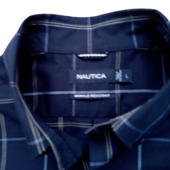 NAUTICA Shirt Navy Plaid Long Sleeve Button Down Wrinkle Resistant 100% Cotton - Picture 2 of 3